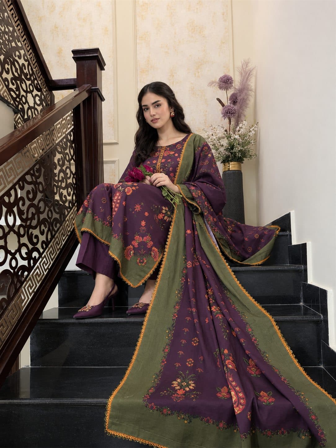 Flora in Ultra Wine Purple, photo 4