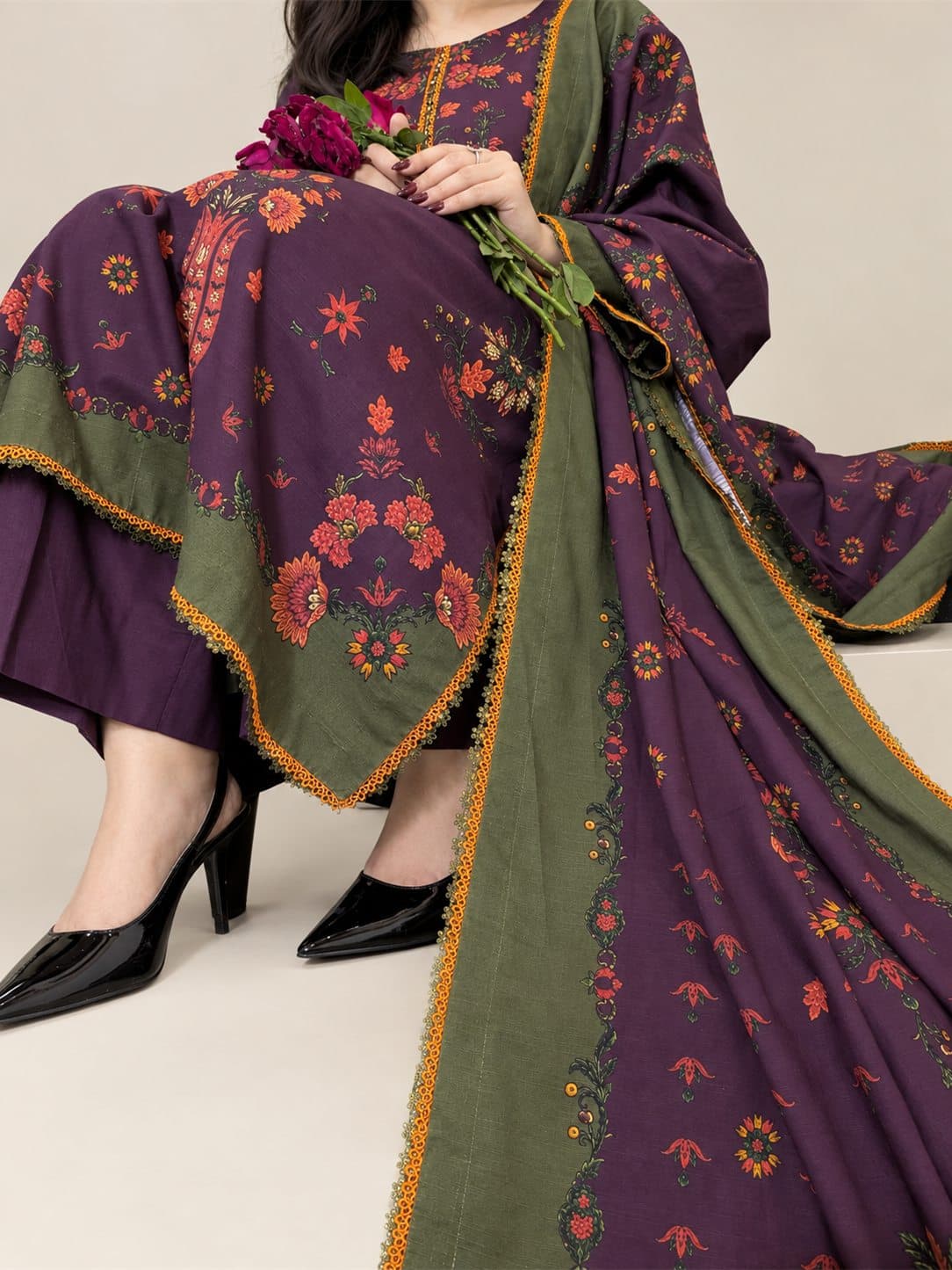 Flora in Ultra Wine Purple, photo 5