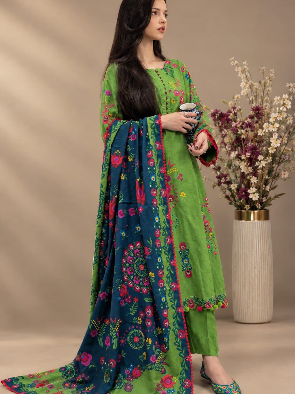 Flora, Parrot Green