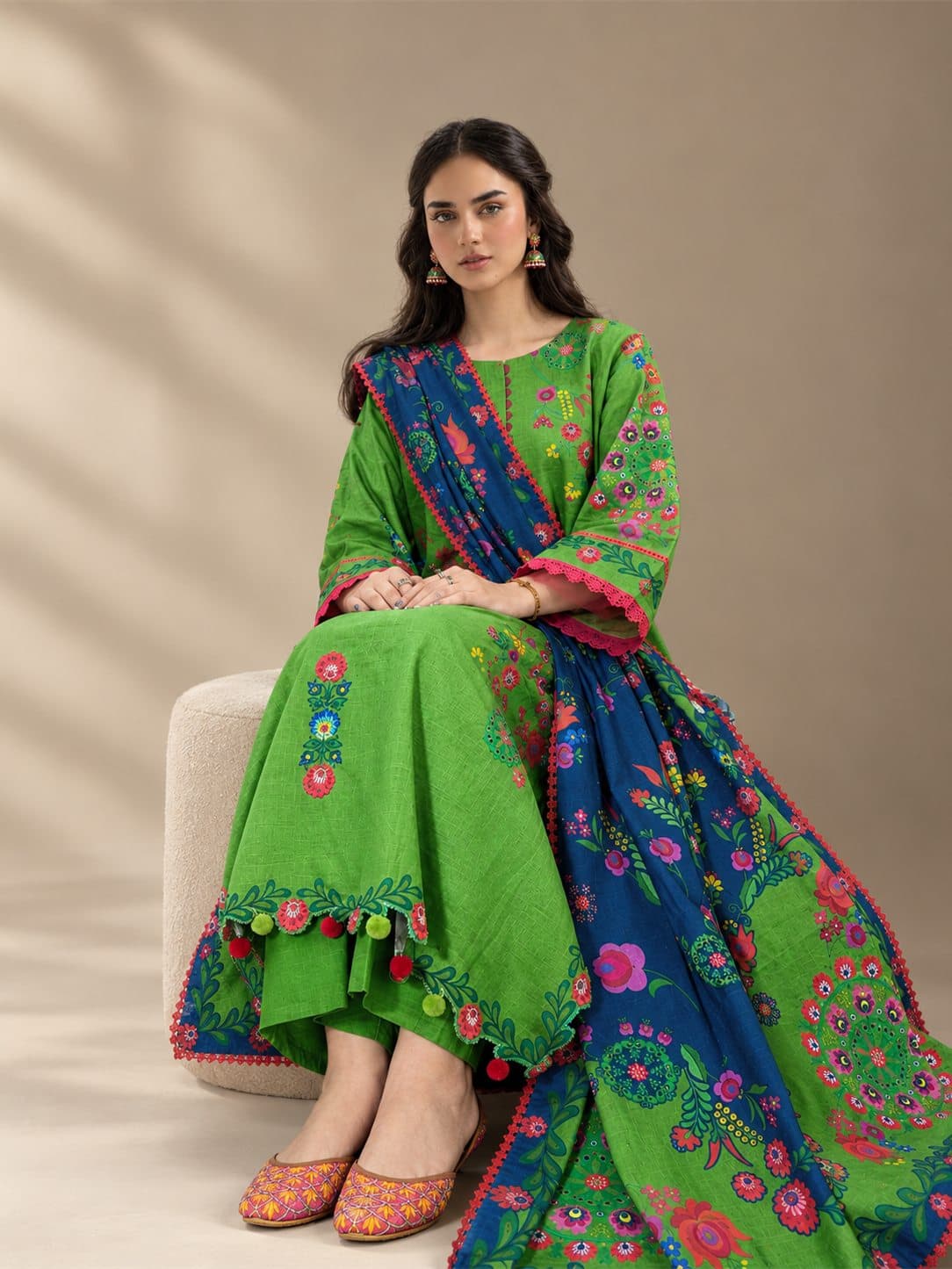 Flora in Parrot Green, photo 2